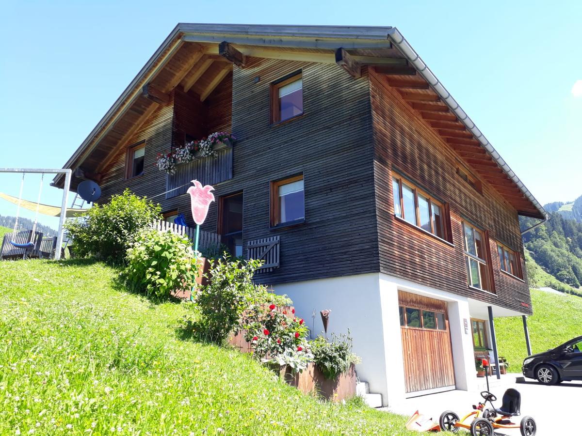 Haus Erna Schoppernau Hotel Exterior foto